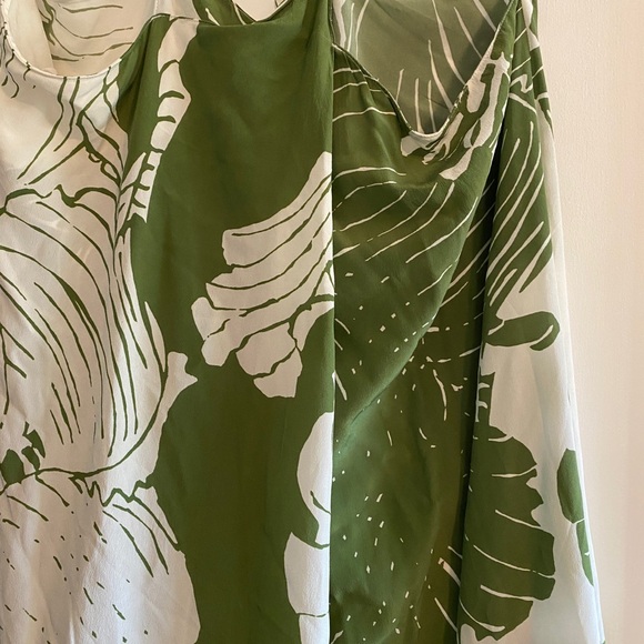 Banana Republic Matte 100% Silk Cross-Front Maxi Dress Green Floral Size XL $350 - Picture 8 of 12